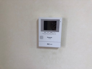 セキュリティ　モニター付きインターホン