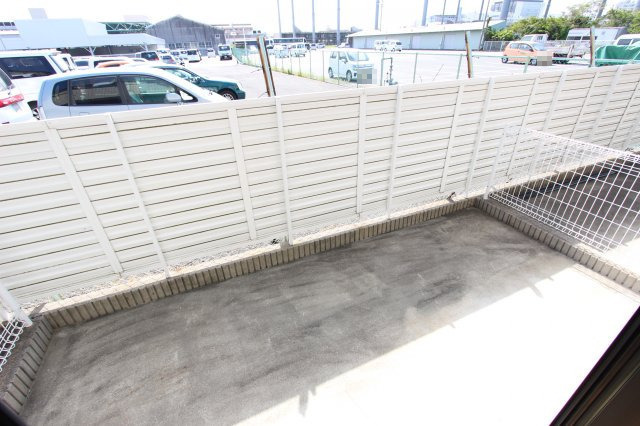 バルコニー　庭　同仕様