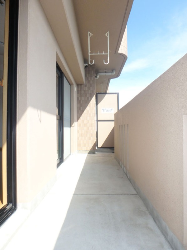 バルコニー　（イメージ）