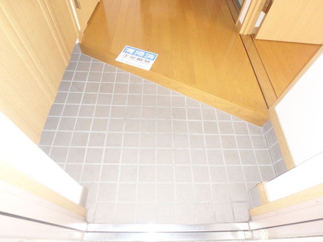 玄関　（イメージ）