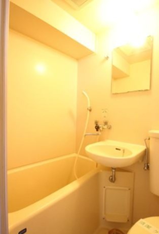 バス・シャワールーム　別部屋参考写真