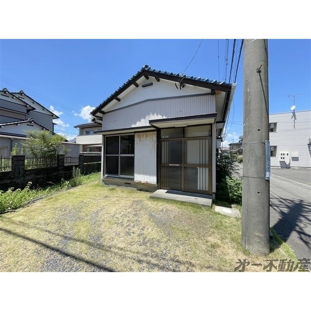 エントランス　建物外観
