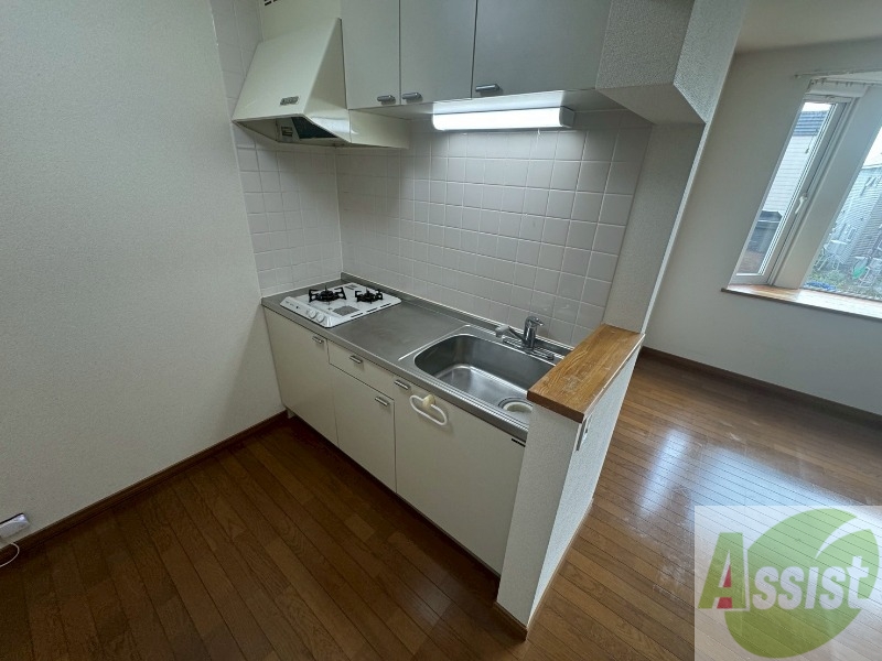 キッチン　キッチンはスペースも広々していて使いやすそうですよ！