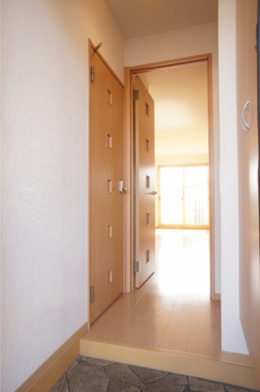 玄関　図面と現状に相違がある場合には現状を優先