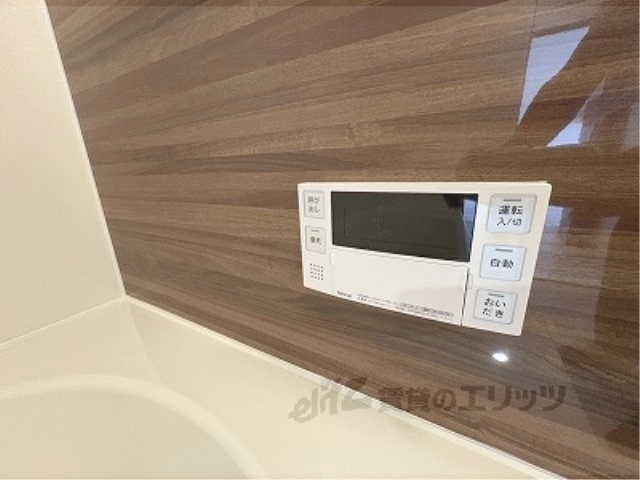 その他設備　給湯器リモコン