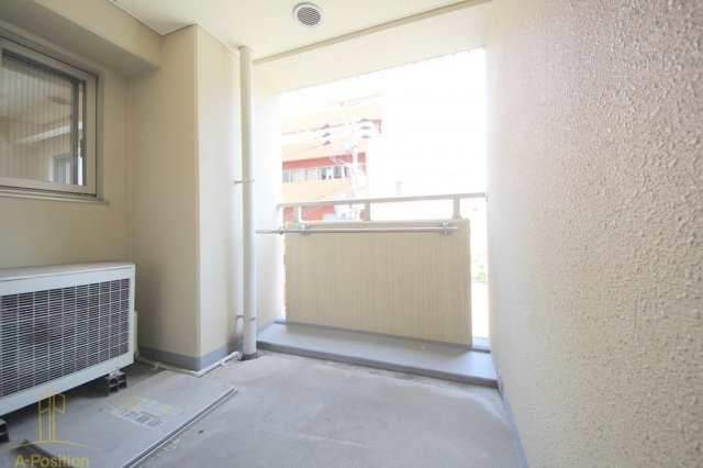 バルコニー　アーデンタワー北堀江