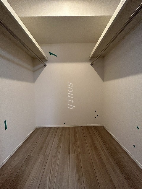 収納　ウォークインクローゼット