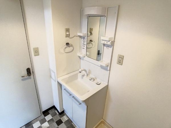 洗面設備　綺麗な水回り♪