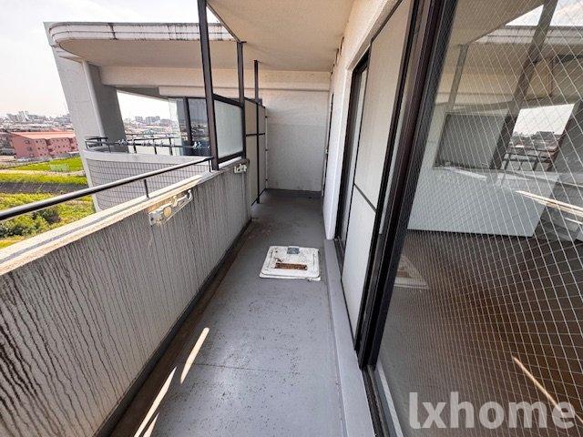 バルコニー　陽当たり良好なバルコニーです