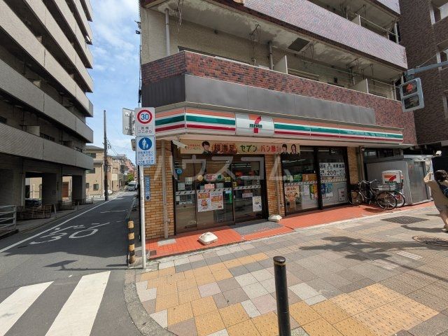 コンビニ　セブンイレブン 東尾久店（コンビニ）まで231m