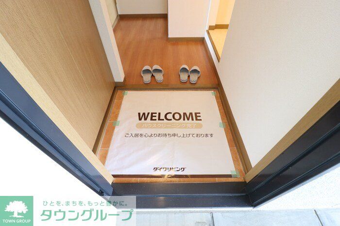 玄関　※別号室参考写真です