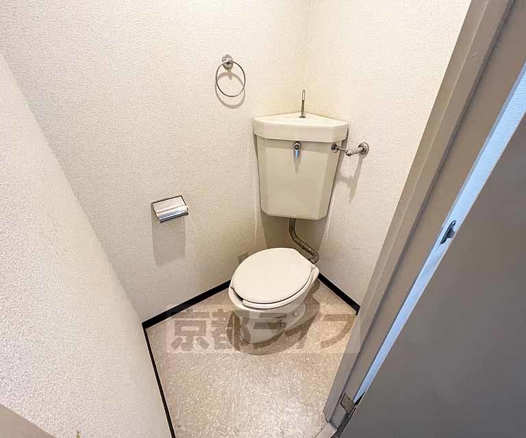 トイレ　清潔感あるトイレ