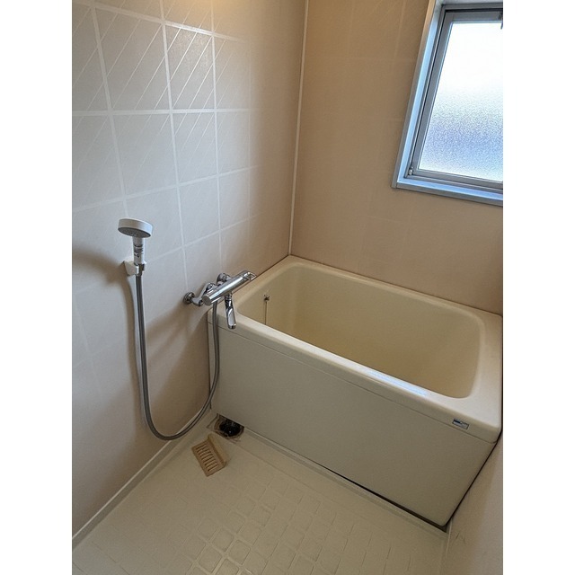 バス・シャワールーム　サーモスタット水栓