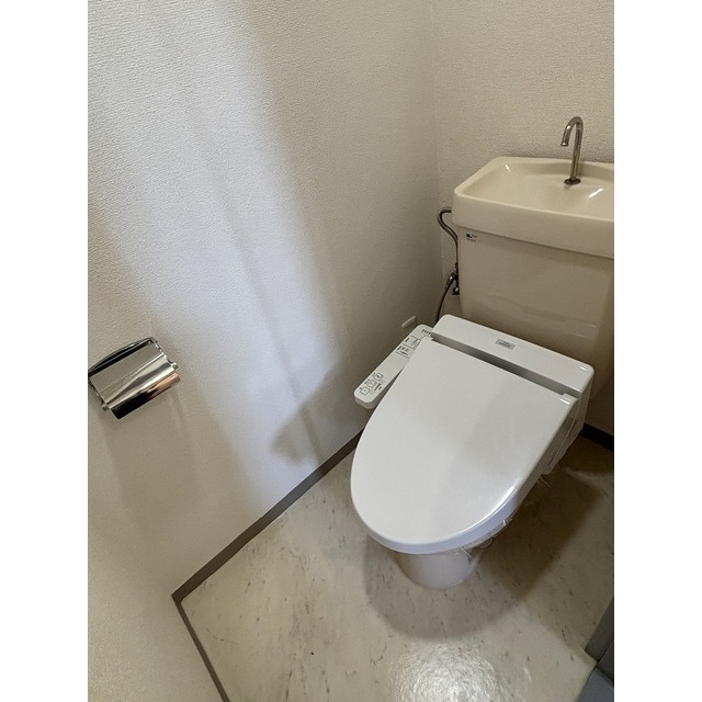 トイレ　シャワートイレ