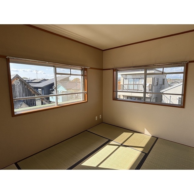 居室・リビング　北側和室６帖