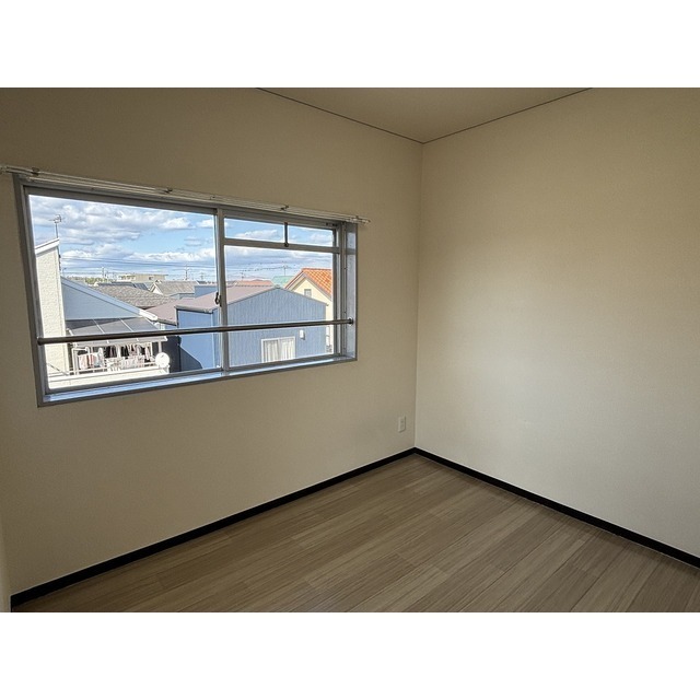 その他　北側洋室４．５帖