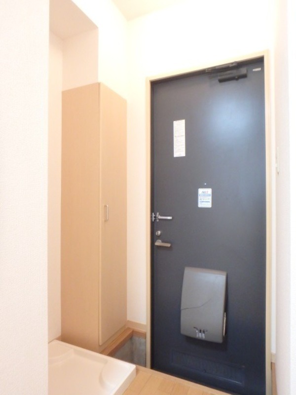 玄関　図面と現状に相違がある場合には現状を優先