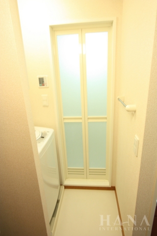 洗面設備　同タイプ参考写真です。