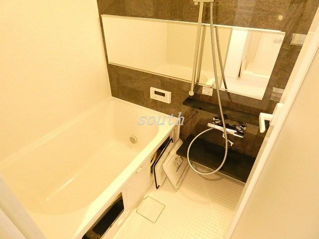 バス・シャワールーム　浴室乾燥機付きのお風呂♪