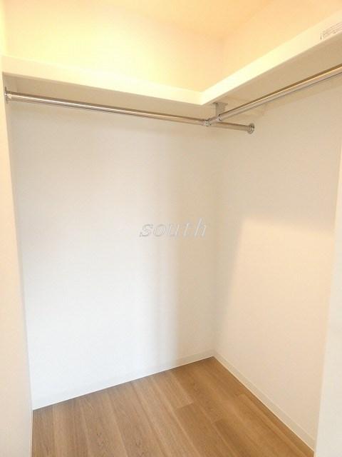 収納　ウォークインクローゼット♪