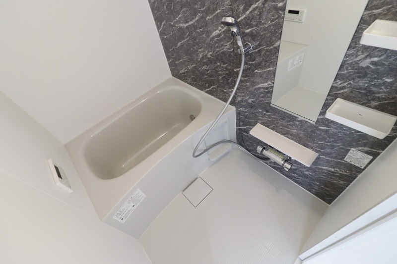 バス・シャワールーム　図面と現状に相違がある場合には現状を優先