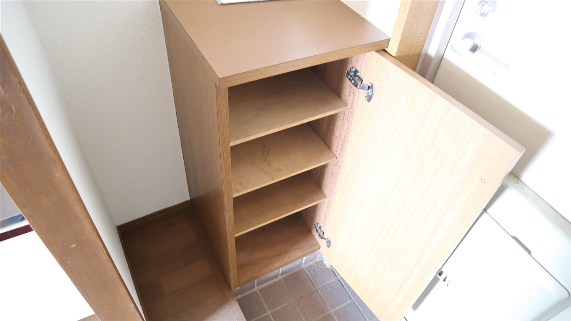 その他設備　靴収納