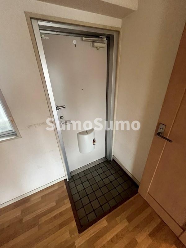 玄関　収納もある玄関です