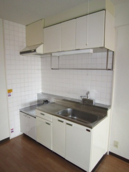 キッチン　※別部屋の写真です