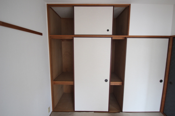 収納　※別部屋の写真です