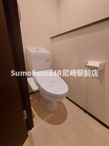 トイレ　落ち着いたトイレです