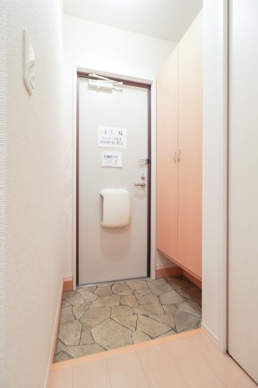 玄関　図面と現状に相違がある場合には現状を優先