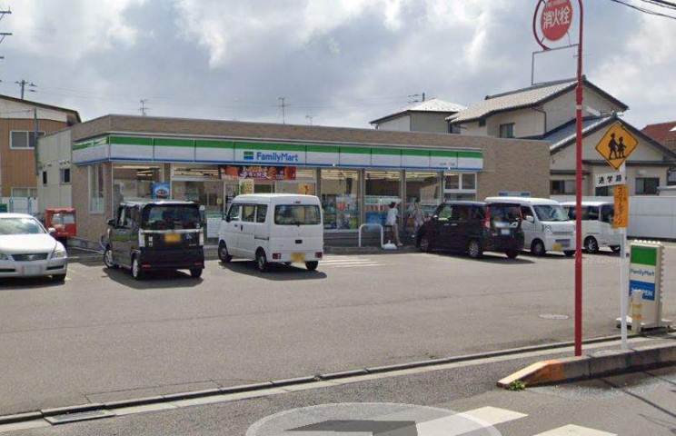 コンビニ　ファミリーマート仙台栄一丁目店（コンビニ）まで238m