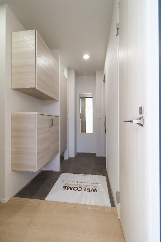 玄関　図面と現状に相違がある場合には現状を優先