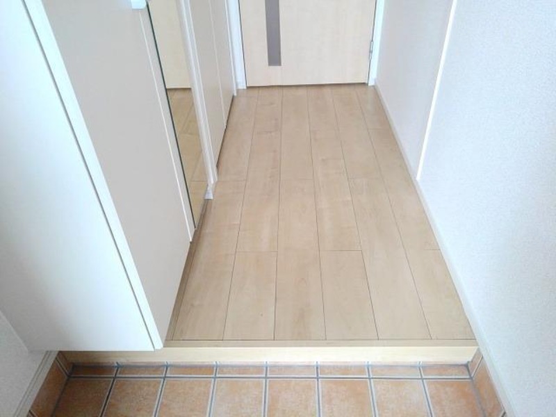 玄関　図面と現状に相違がある場合には現状を優先