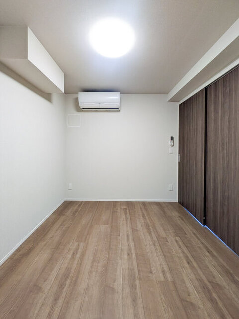 その他部屋・スペース　洋室５．２帖？