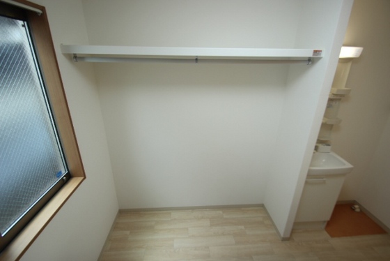 収納　※別部屋の写真です