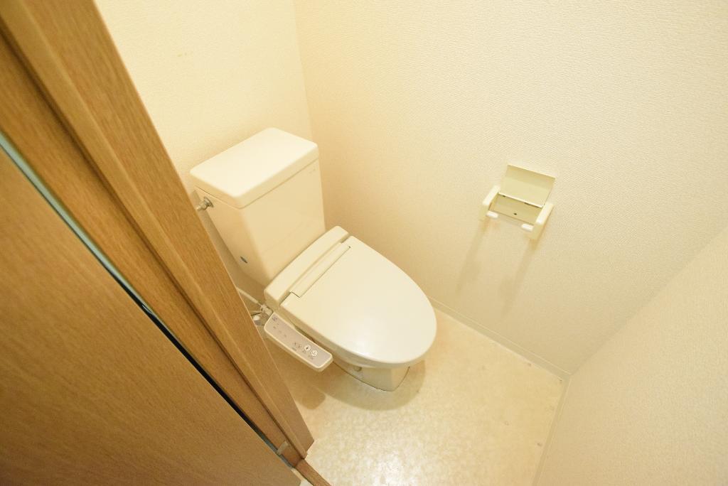 トイレ　シャワー付トイレ