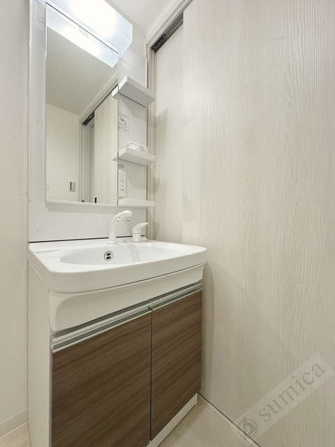 洗面設備　朝の身支度が楽々！！広い洗面＾＾