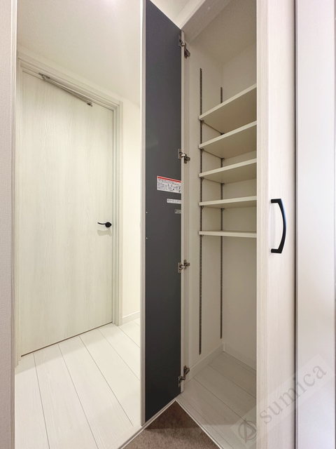 玄関　たっぷりと収納できるシューズボックス♪♪