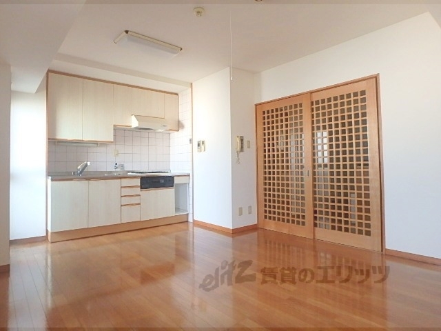 居室・リビング　リビング