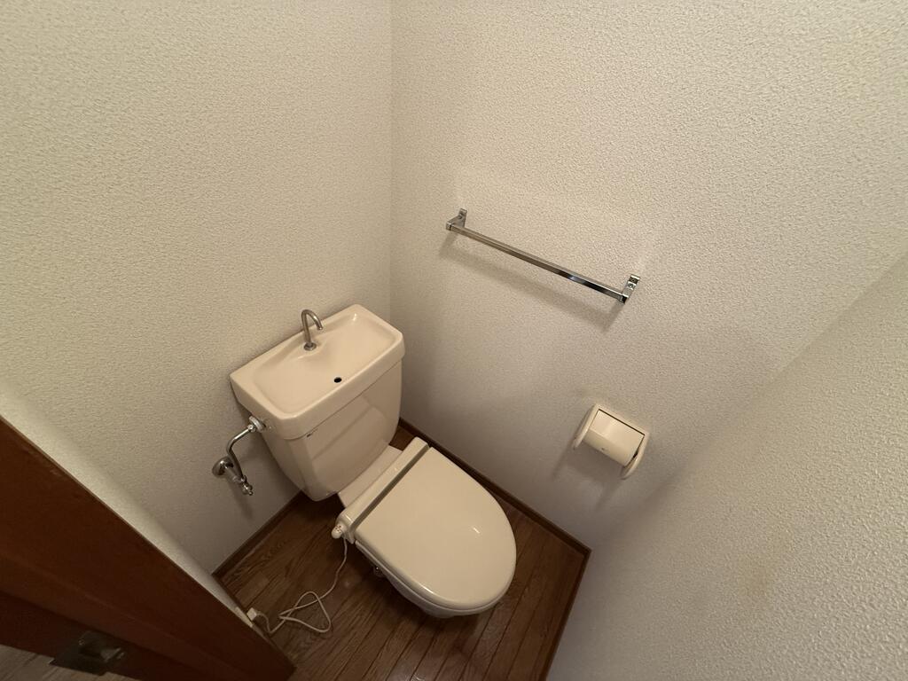エレガンスヴィラ清武のトイレ写真