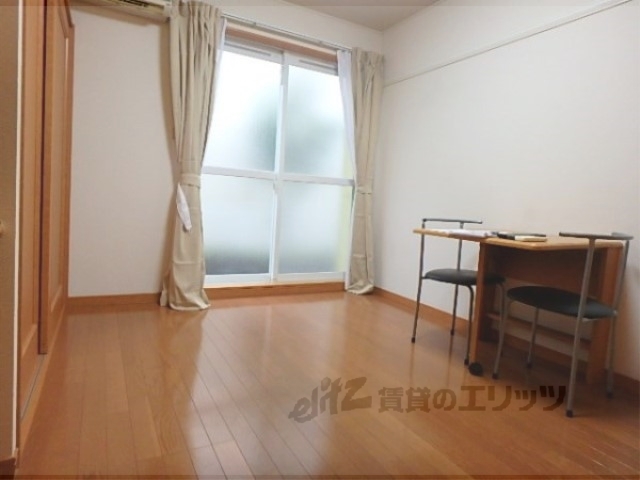 居室・リビング　洋室