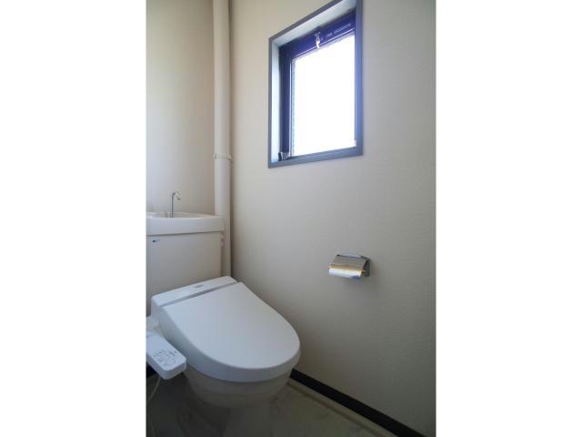 トイレ　温水洗浄便座♪