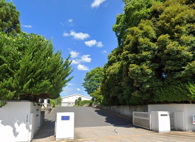 高校・高専　津山工業高等専門学校（高校・高専）まで3000m