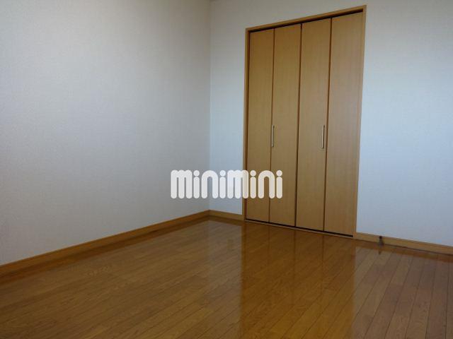 その他部屋・スペース　フローリングなのでお掃除らくらく。