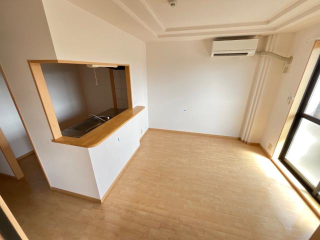 居室・リビング　リビング