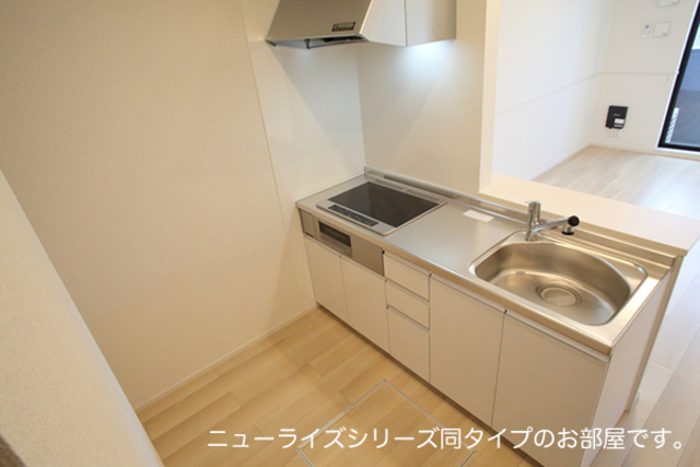 キッチン　同施工会社の同仕様写真です。