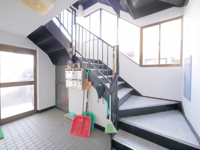 その他共有部分　清潔感のある共用部です♪