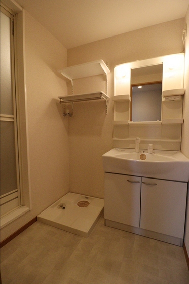 洗面設備　他号室写真です