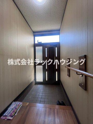 玄関　お部屋探しはラックハウジング♪
